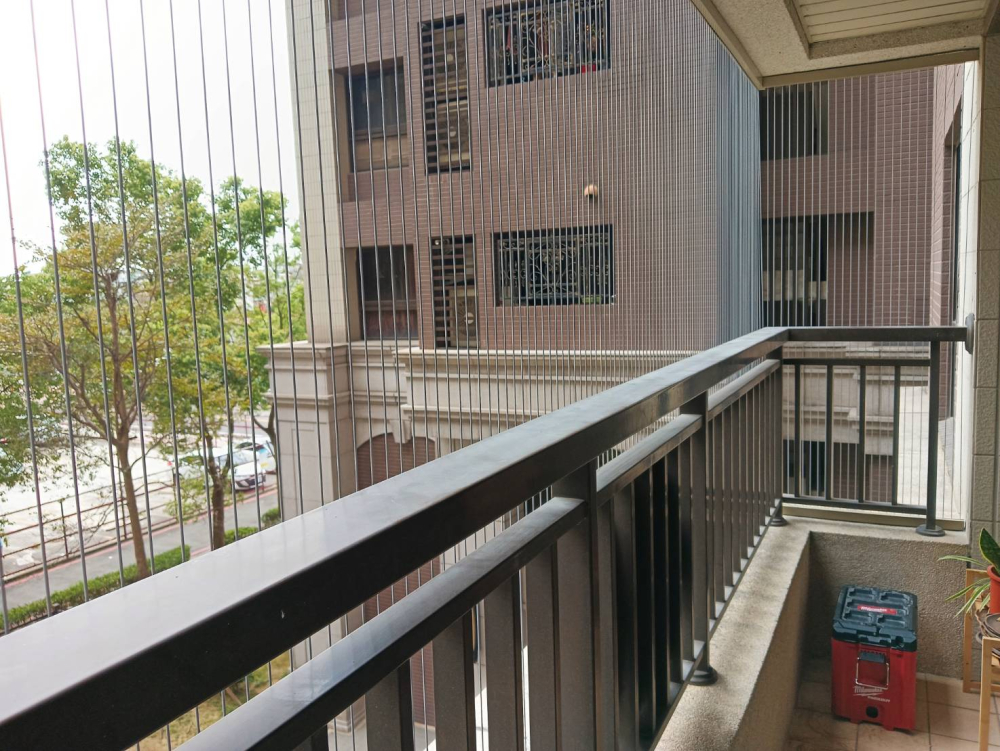 防寵｜線材間距２.５公分