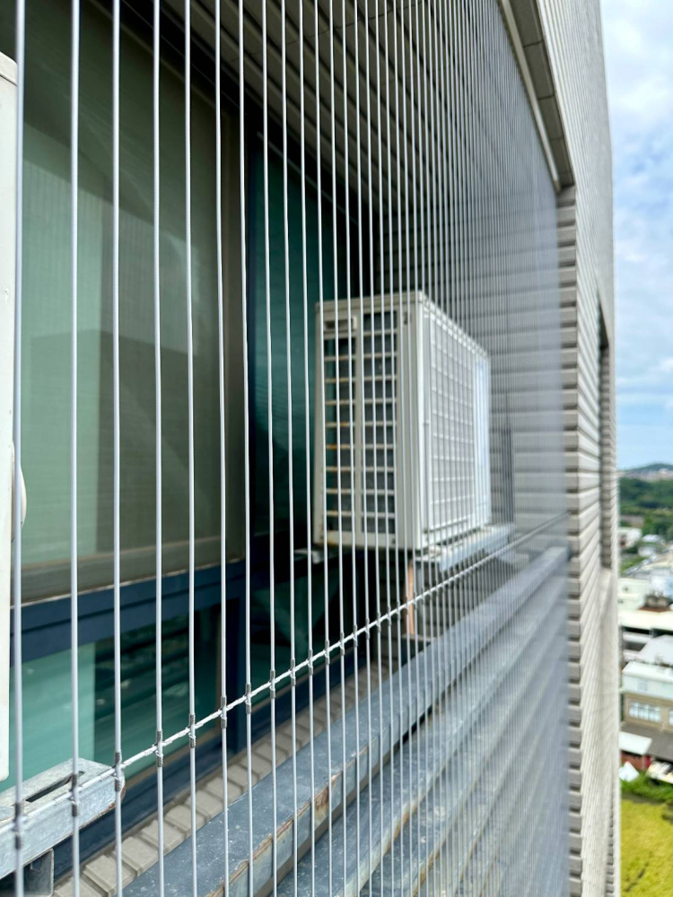 防鴿｜線材間距２.５公分